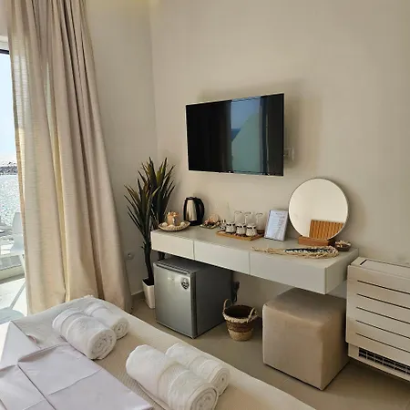 Penzion Ares Beachfront Luxury