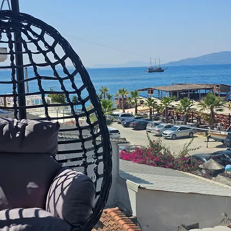 Ares Beachfront Luxury Penzion Sarandë