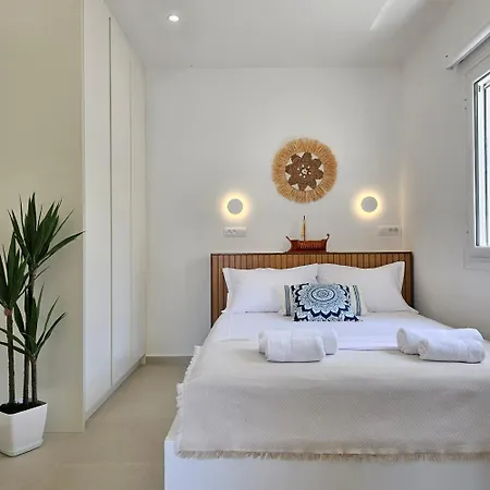 Ares Beachfront Luxury Casa de hóspedes 3*