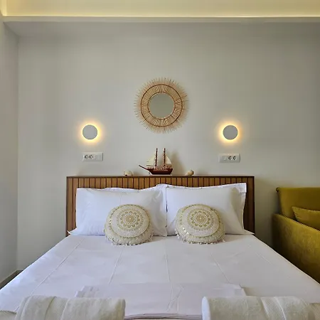 Ares Beachfront Luxury Penzion Sarandë