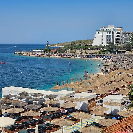 Ares Beachfront Luxury 3* Sarandë