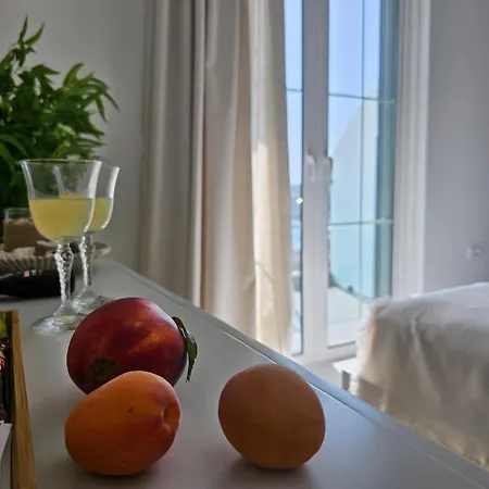 Penzion Ares Beachfront Luxury 3*