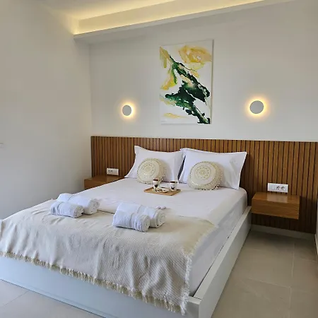 Ares Beachfront Luxury Penzion