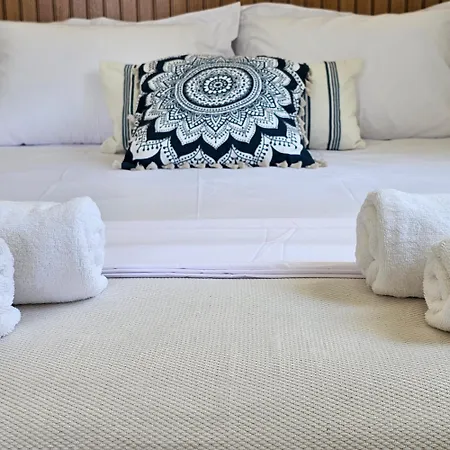 Ares Beachfront Luxury Penzion 3*