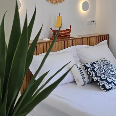 Ares Beachfront Luxury 3*