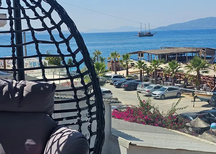 Ares Beachfront Luxury Pensionat Sarandë