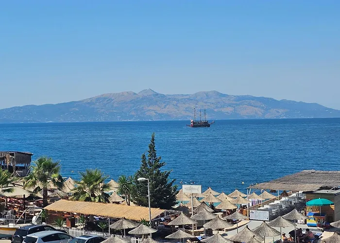 Pensionat Ares Beachfront Luxury