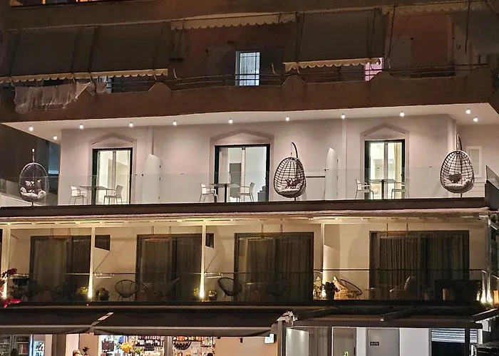 Ares Beachfront Luxury 3* Saranda