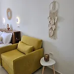 Ares Beachfront Luxury Penzion Sarandë