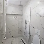 Ares Beachfront Luxury Sarandë