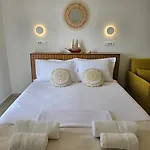 Ares Beachfront Luxury 3*