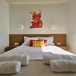 Penzion Ares Beachfront Luxury Sarandë