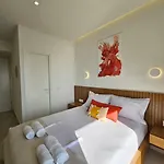 Penzion Ares Beachfront Luxury Sarandë