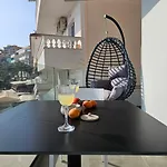 Ares Beachfront Luxury Penzion Sarandë