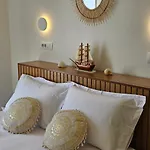 Penzion Ares Beachfront Luxury Sarandë