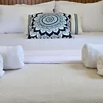 Ares Beachfront Luxury Penzion 3*