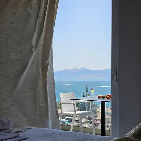 Guest house Ares Beachfront Luxury Sarande