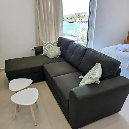 Ares Beachfront Luxury 3*