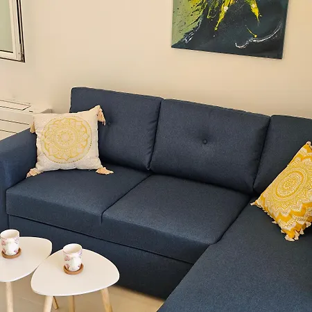 Guest house Ares Beachfront Luxury 3*