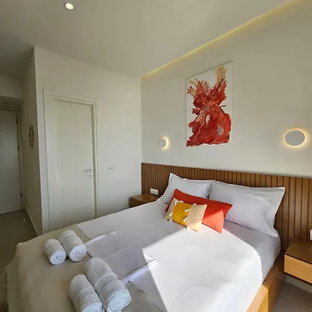 Guest house Ares Beachfront Luxury Sarande