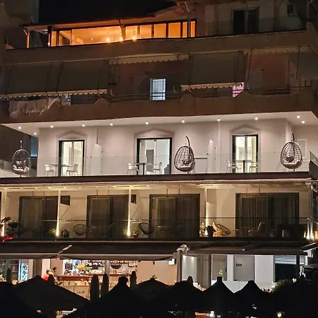 Ares Beachfront Luxury 3* Sarande